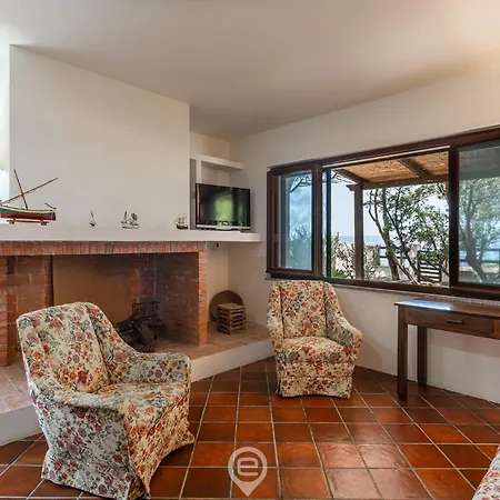 Estay - Casa Sottotorre Beachfront