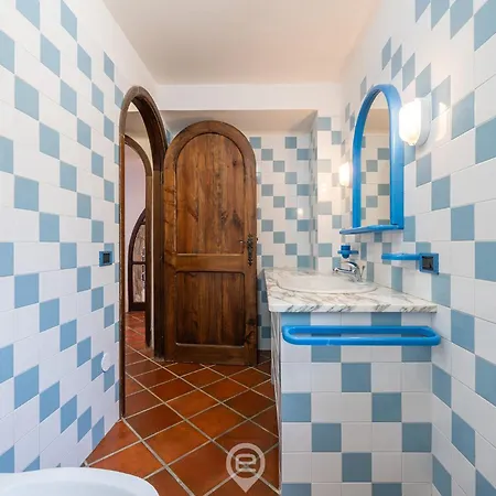 Vila Estay - Casa Sottotorre Beachfront
